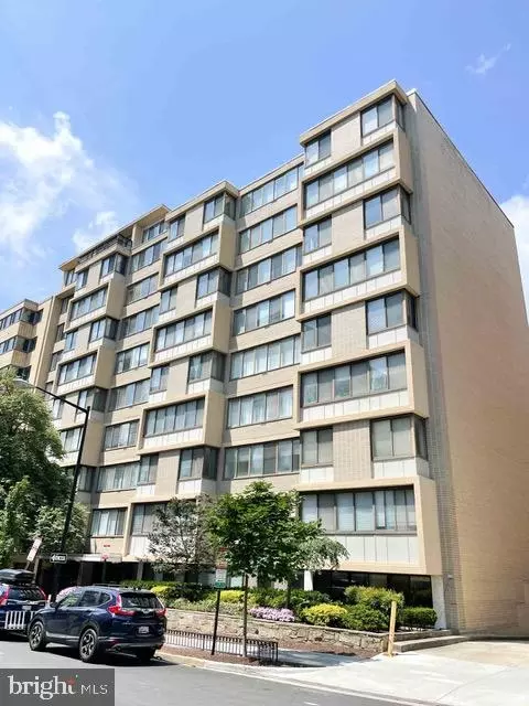 522 21st St NW #206, Washington, DC 20006