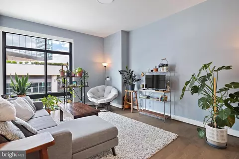 525 Water St SW #212, Washington, DC 20024