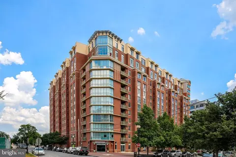 1000 New Jersey Ave SE #108, Washington, DC 20003