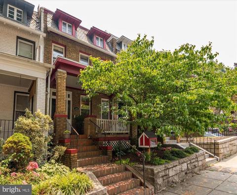209 Rhode Island Ave NE, Washington, DC 20002