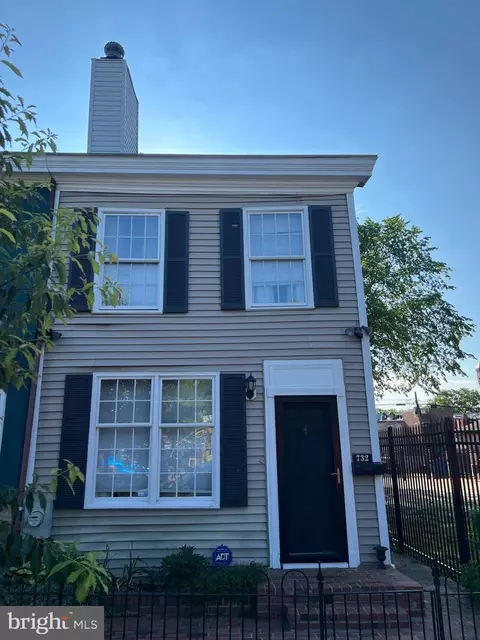 730-732 11th SE, Washington, DC 20003 photo 2