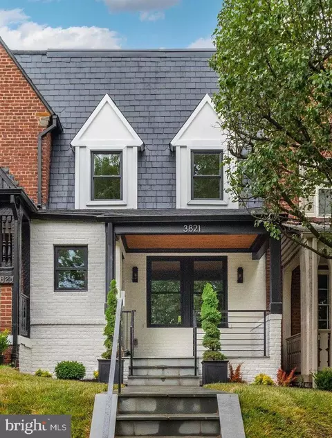 3821 T St NW, Washington, DC 20007