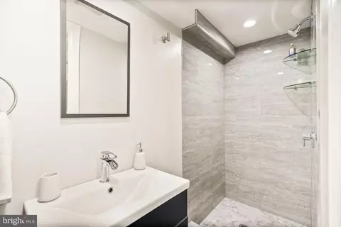 535 25th Pl NE, Washington, DC 20002 photo 26