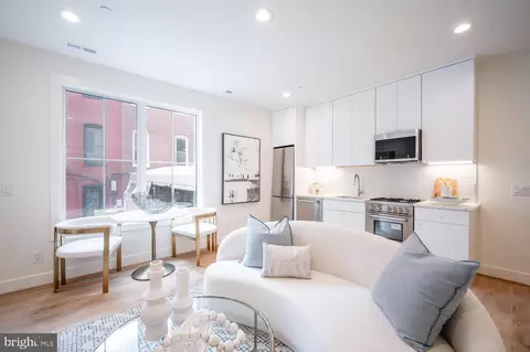 1775 Swann St NW #201, Washington, DC 20009