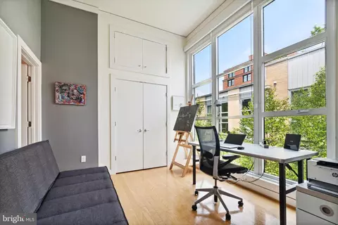 2380 Champlain St NW #301, Washington, DC 20009 photo 11