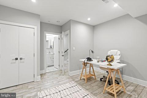 1001 C SE #2, Washington, DC 20003 photo 78