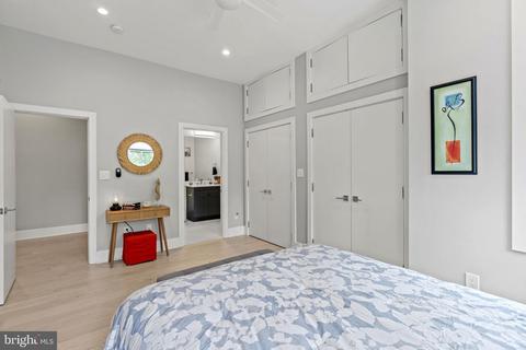 1001 C SE #2, Washington, DC 20003 photo 83