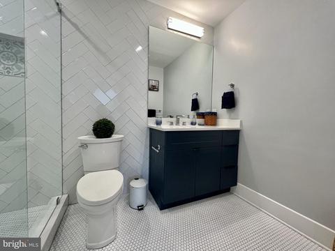 1001 C SE #2, Washington, DC 20003 photo 56