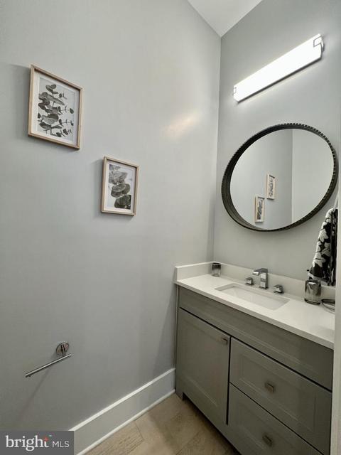 1001 C SE #2, Washington, DC 20003 photo 49