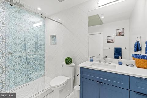 1001 C SE #2, Washington, DC 20003 photo 84