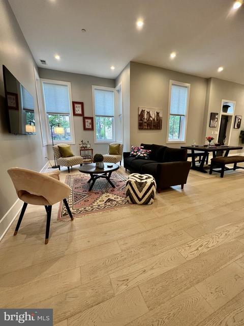 1001 C SE #2, Washington, DC 20003 photo 6