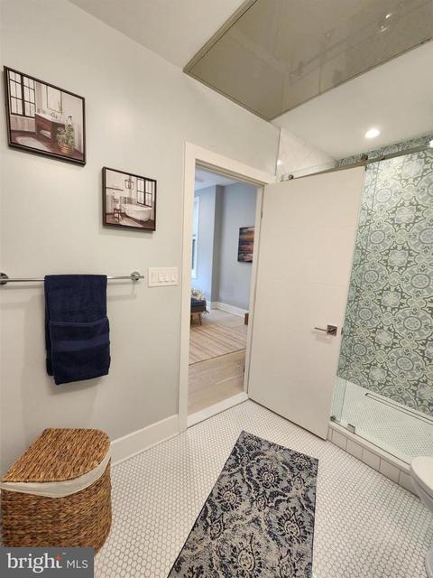 1001 C SE #2, Washington, DC 20003 photo 42