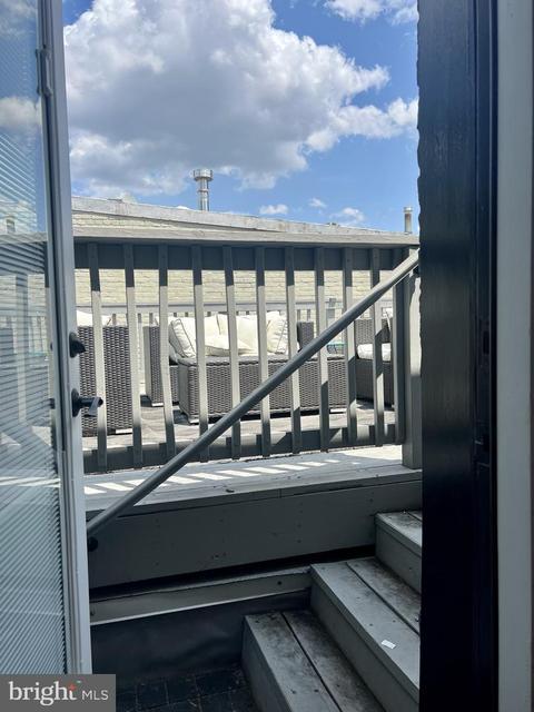 1001 C SE #2, Washington, DC 20003 photo 68