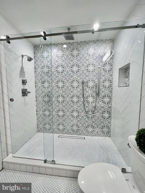1001 C SE #2, Washington, DC 20003 photo 57