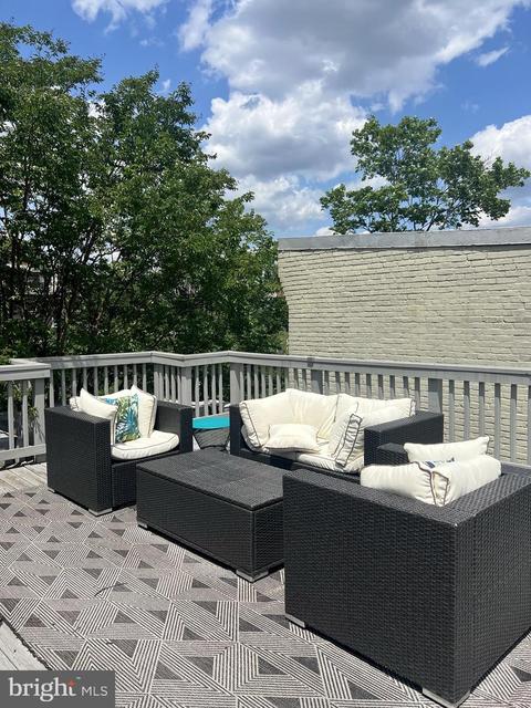 1001 C SE #2, Washington, DC 20003 photo 70