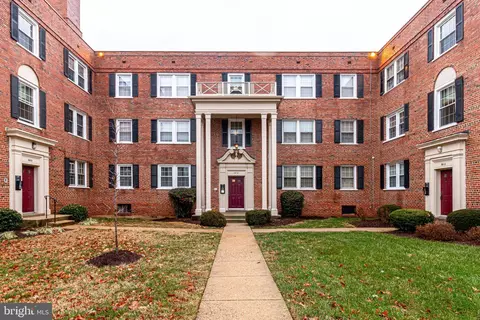 3808 W Street St SE #101, Washington, DC 20020
