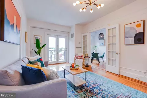 1613 Harvard St NW #309, Washington, DC 20009