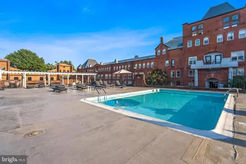 1417 A St NE #1417, Washington, DC 20002