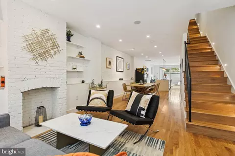 919 4th St NE, Washington, DC 20002