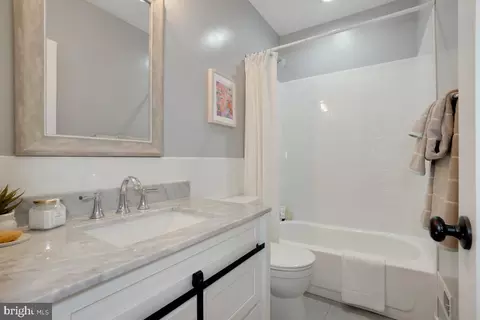 419 18th St SE, Washington, DC 20003 photo 18