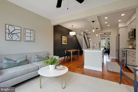 419 18th St SE, Washington, DC 20003 photo 10
