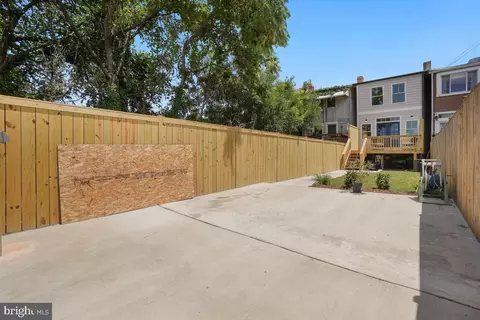 419 18th St SE, Washington, DC 20003 photo 30