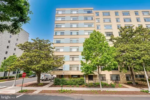 2401 H St NW #606, Washington, DC 20037
