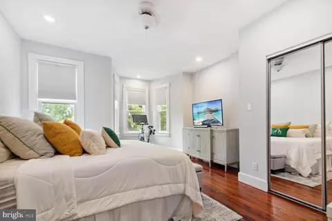 1229 I St NE, Washington, DC 20002 photo 17