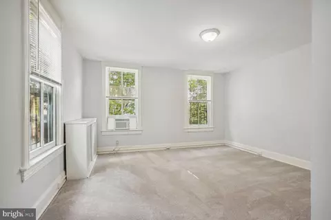 1233 C St NE, Washington, DC 20002 photo 16
