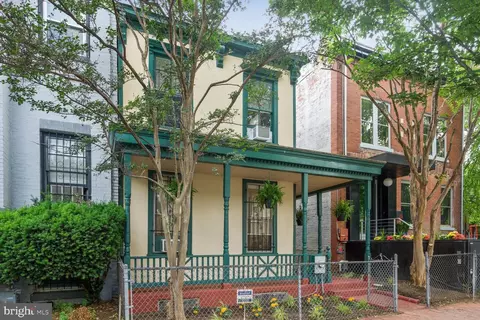 1233 C St NE, Washington, DC 20002