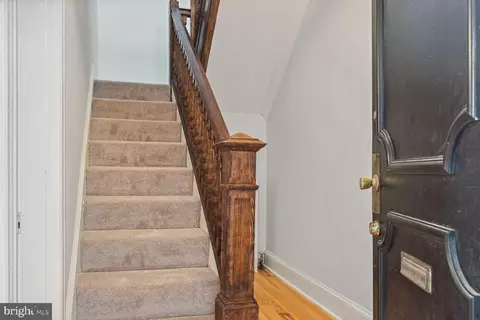1233 C St NE, Washington, DC 20002 photo 6
