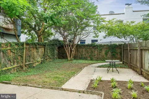 1233 C St NE, Washington, DC 20002 photo 5