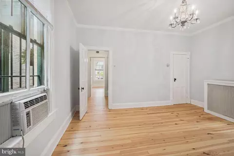 1233 C St NE, Washington, DC 20002 photo 9