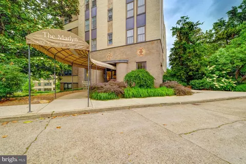 3901 Cathedral Ave NW # 511, Washington, DC 20016