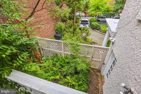 300 A St SE, Washington, DC 20003 photo 30