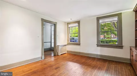 300 A St SE, Washington, DC 20003 photo 11