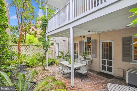 300 A St SE, Washington, DC 20003 photo 16