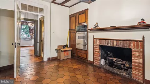 300 A St SE, Washington, DC 20003 photo 14