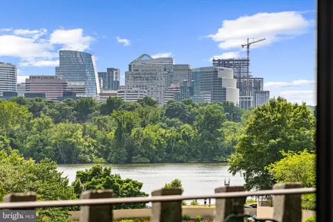 2500 Virginia Ave NW #404-S, Washington, DC 20037