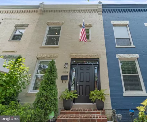 1219 D St NE, Washington, DC 20002 photo 2