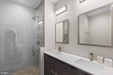 1219 D St NE, Washington, DC 20002 photo 12