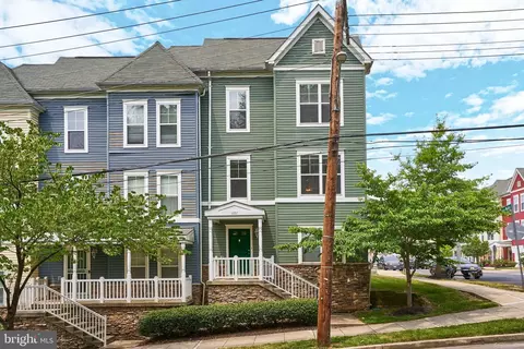 601 51st St SE, Washington, DC 20019