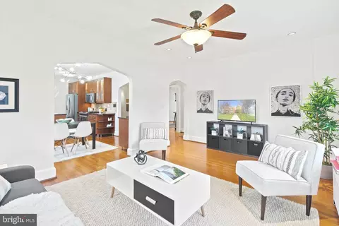 225 Emerson St NW #201, Washington, DC 20011