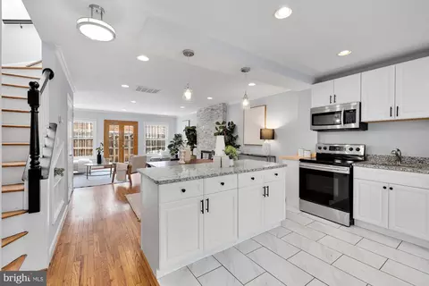1408 Carrollsburg Pl SW, Washington, DC 20024