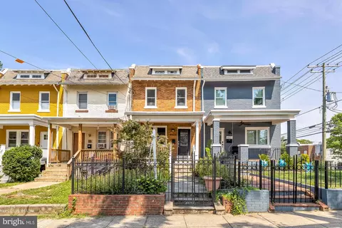 403 Delafield Pl NW, Washington, DC 20011