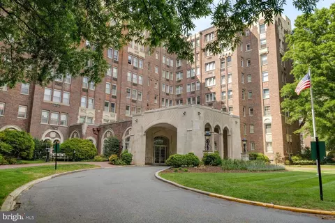 4000 Cathedral Ave NW #151 B, Washington, DC 20016