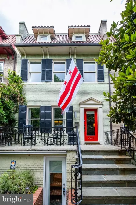 2027 Allen Pl NW, Washington, DC 20009