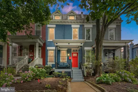 776 Hobart Pl NW, Washington, DC 20001