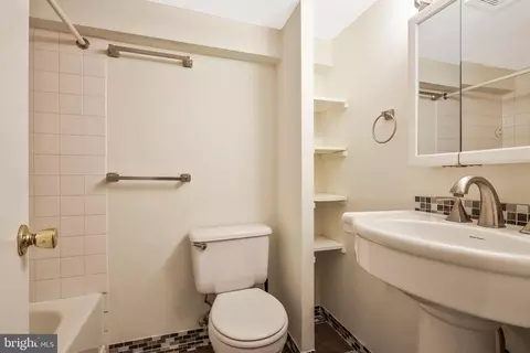 507 2nd St SE, Washington, DC 20003 photo 32
