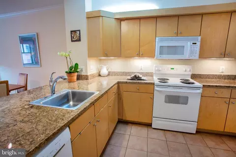 616 E Nw NW #221, Washington, DC 20004 photo 28